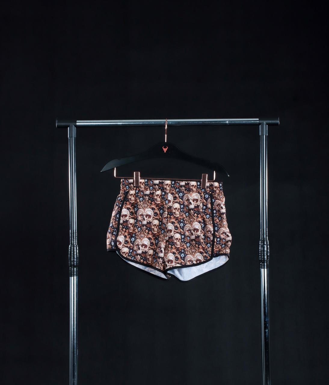 Short Toro Feminino Baroque Skull