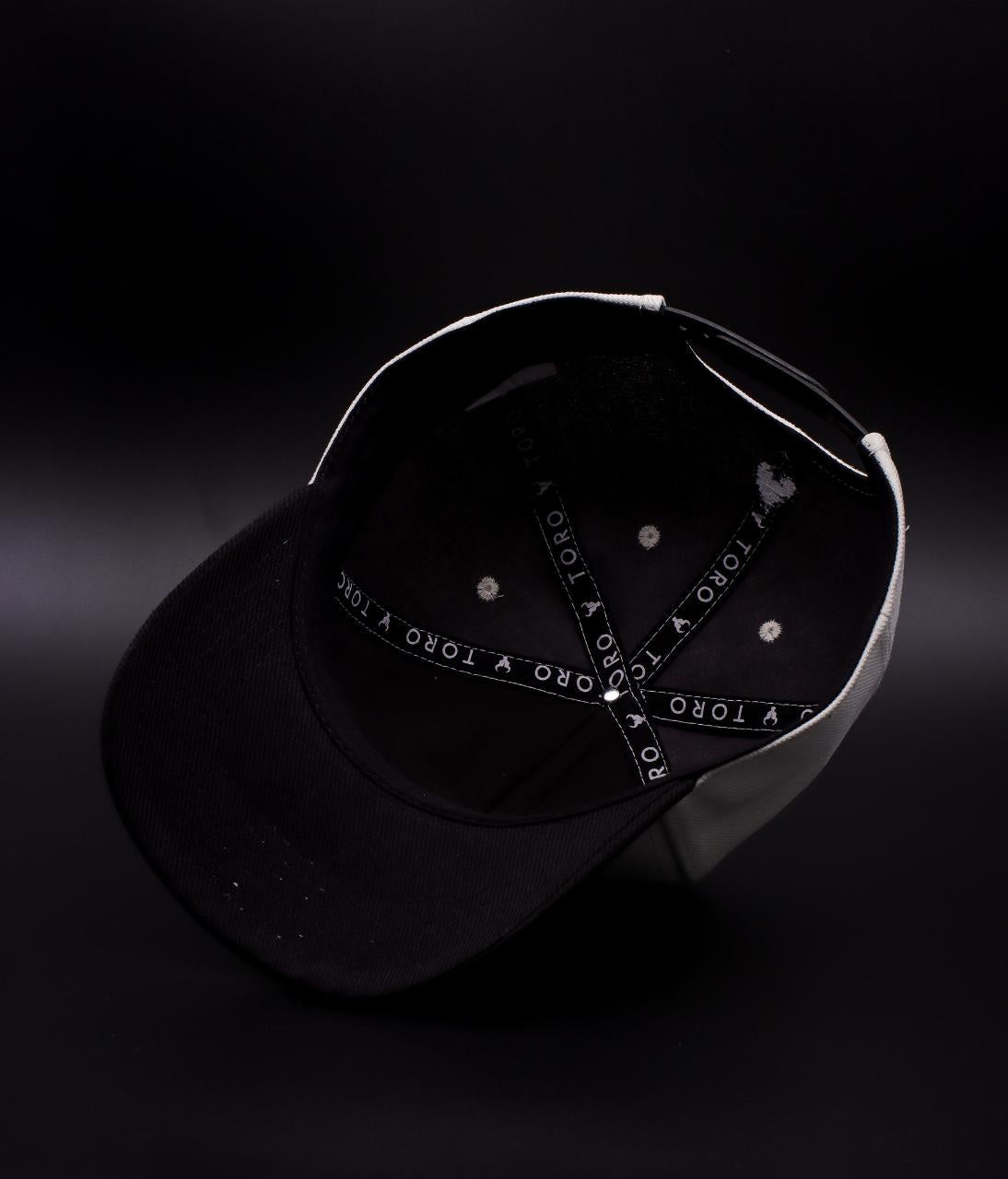 Boné Toro Black Silver Special Edition