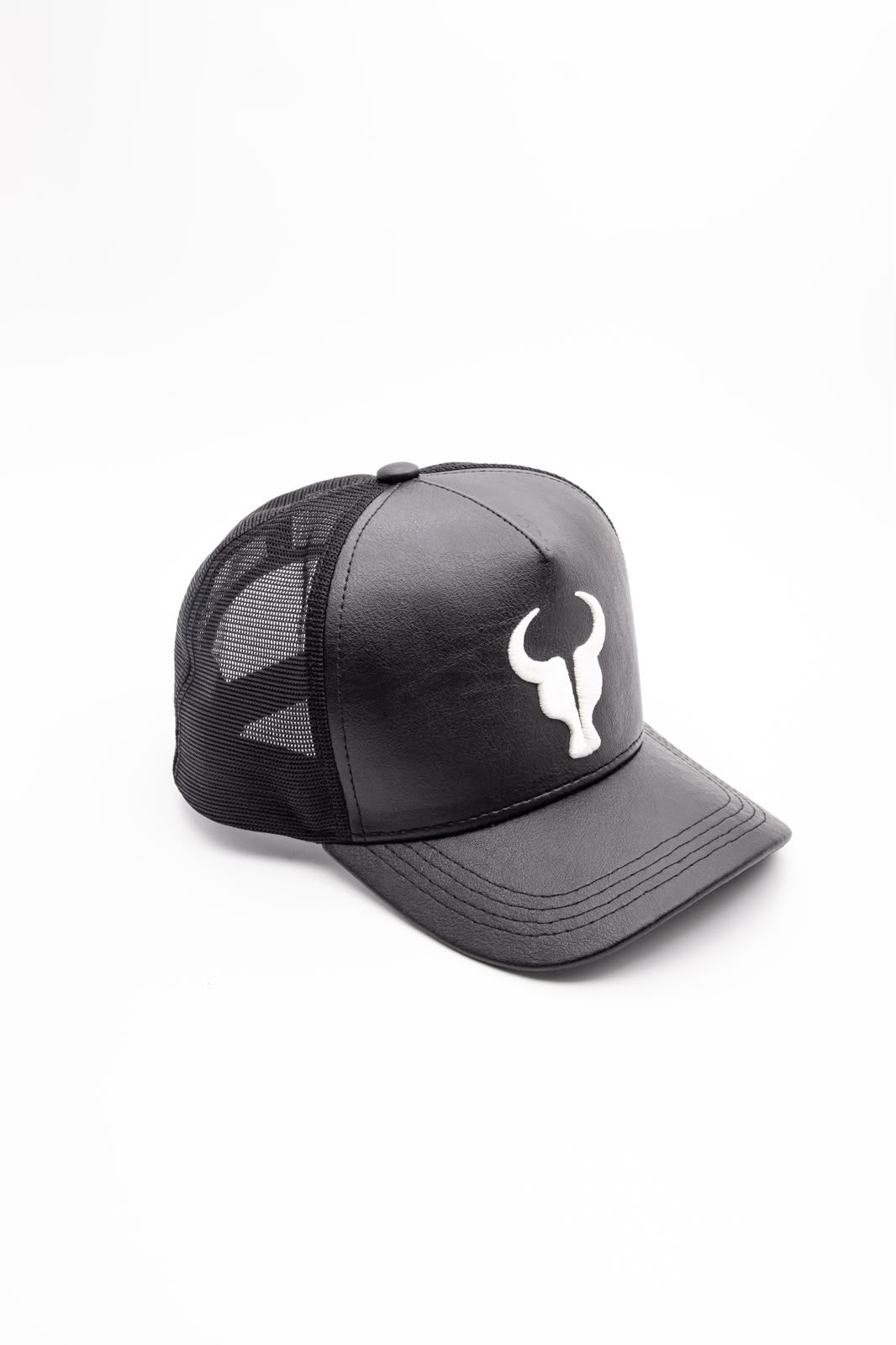 Boné  Trucker Toro  em Couro