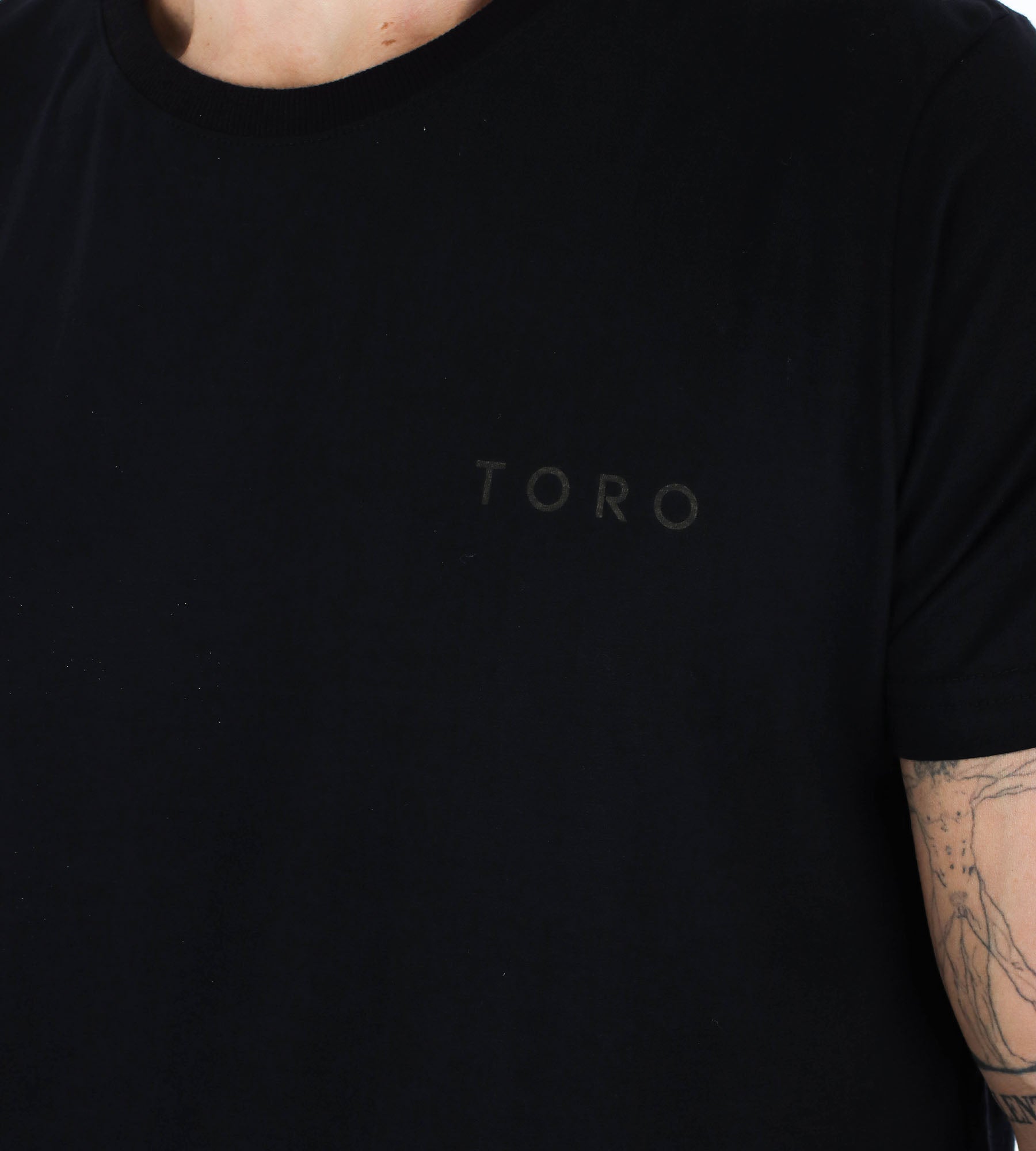T-shirt Toro Arabesco