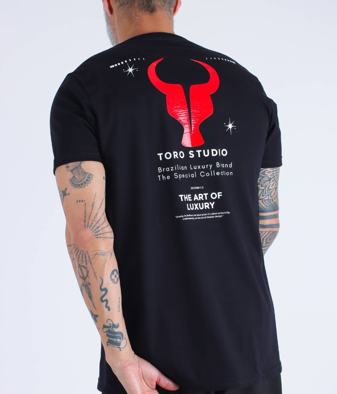 T-shirt Toro Black THE ART OF LUXURY