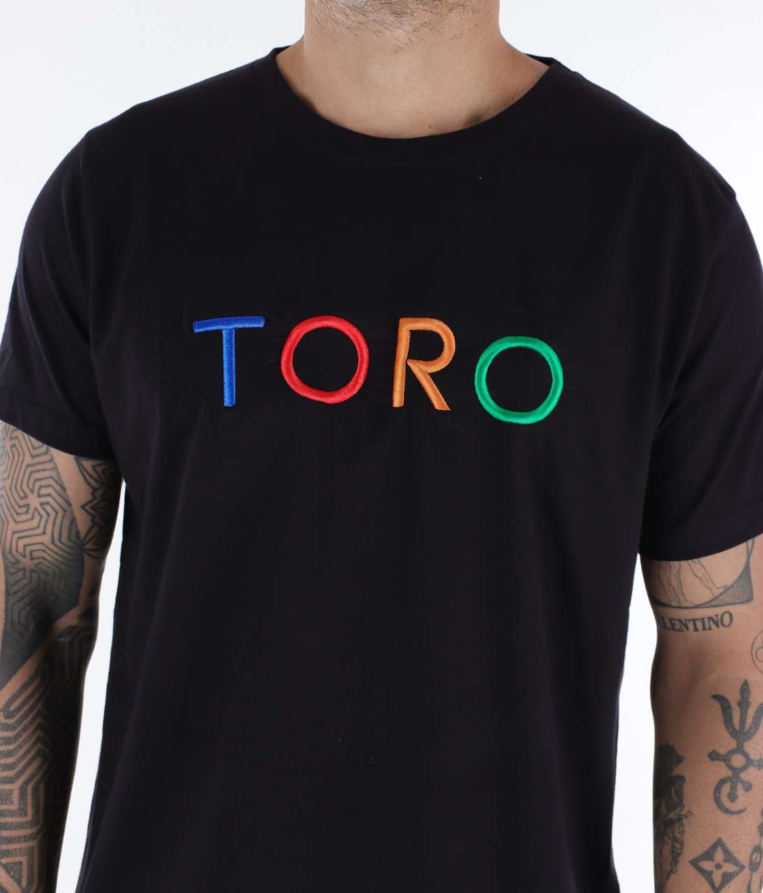 T-shirt Toro Black Bordada Collors