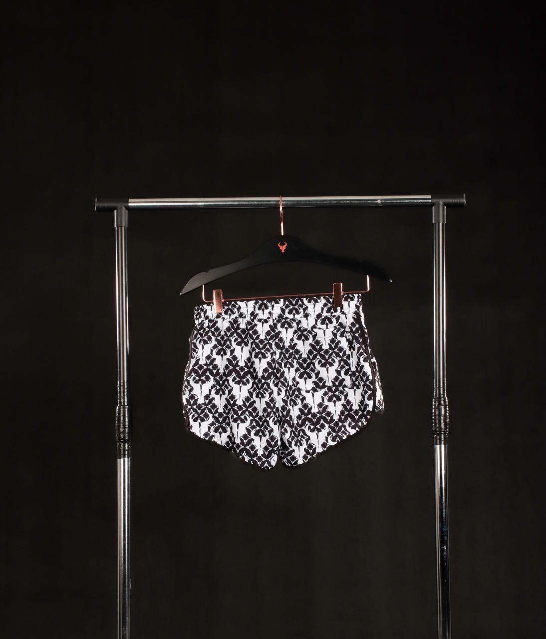 Short Toro Feminino Monograma Black