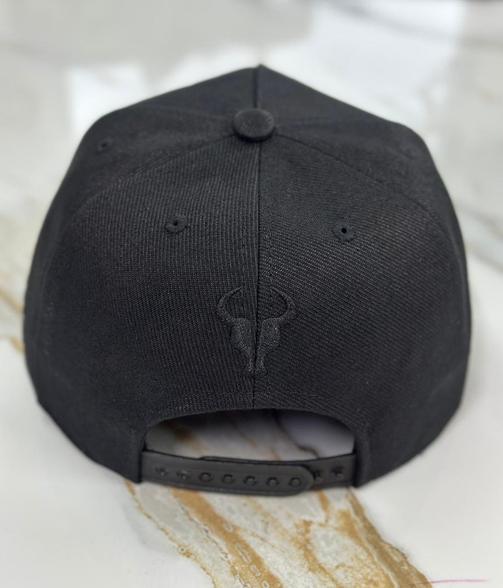 Boné Toro World Champion Black Edition