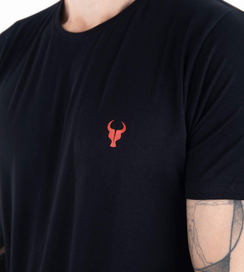 T-shirt Toro Fio egípcio Black red