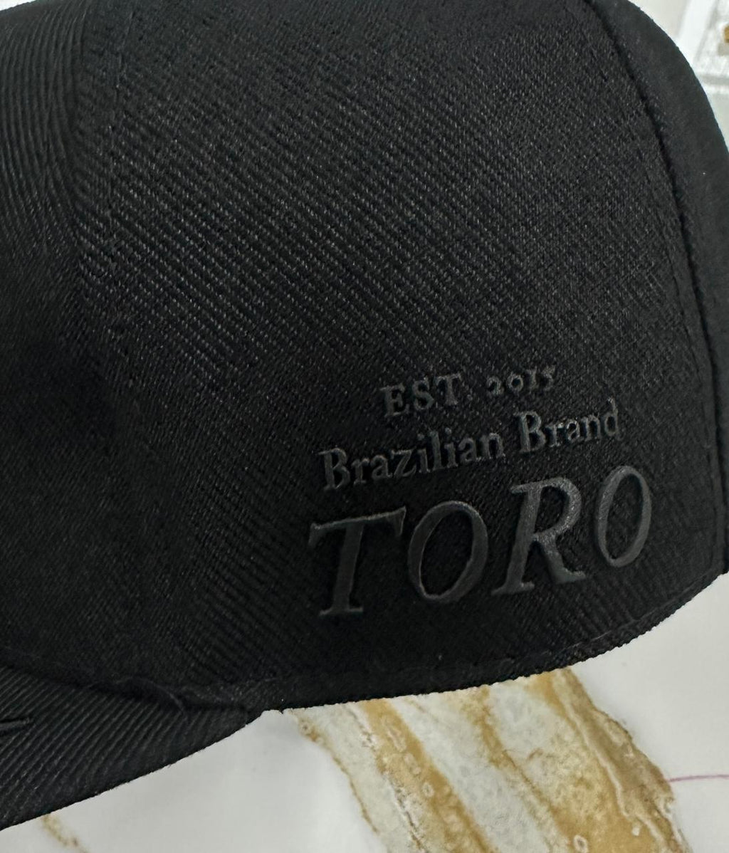 Boné Toro World Champion Black Edition