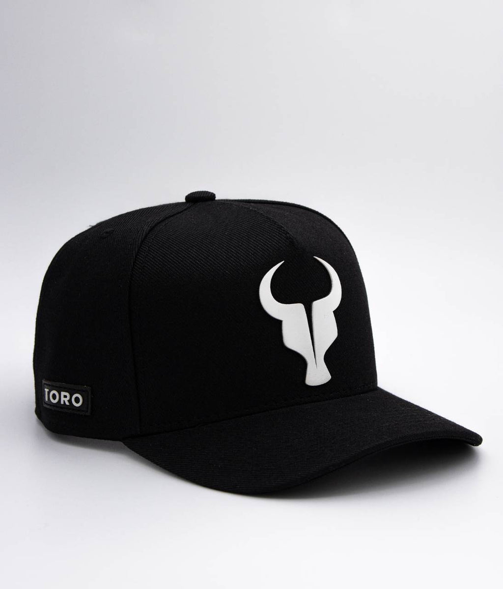 Boné Toro Black And White