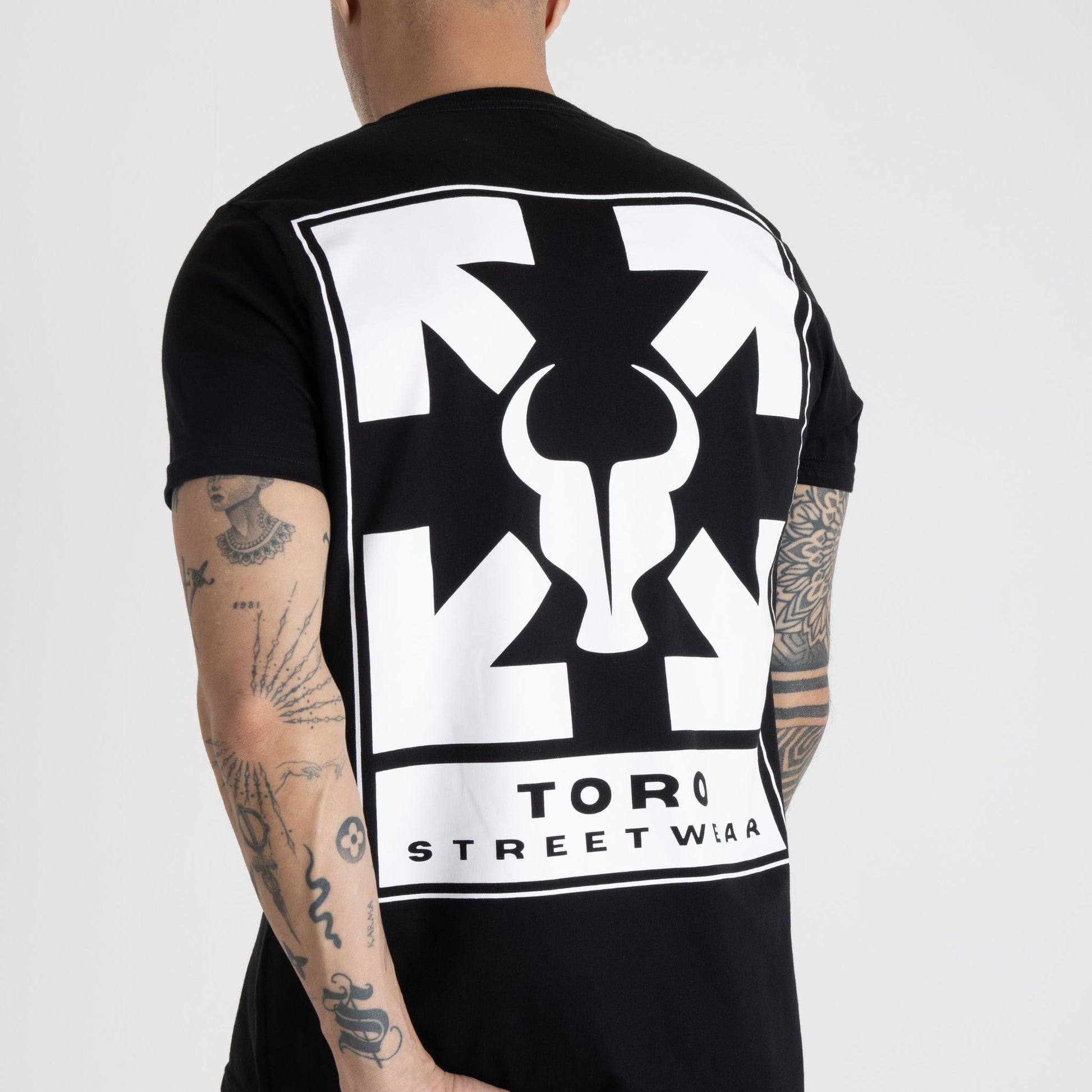 T-shirt Toro Streetwear  Black
