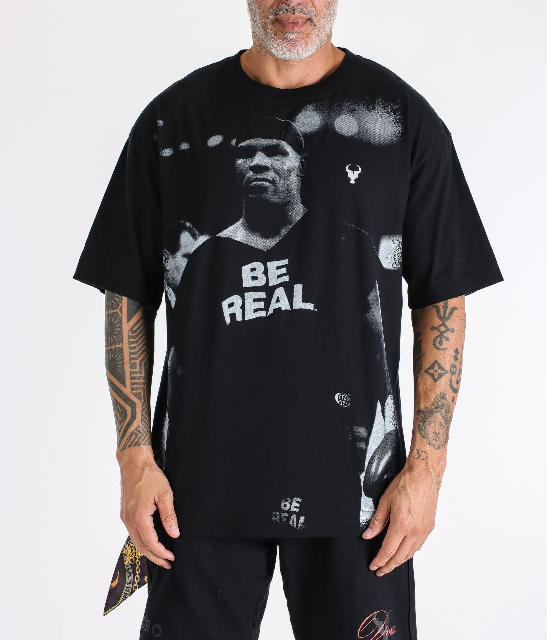 T-shirt Toro Over Tyson Be Real Preta