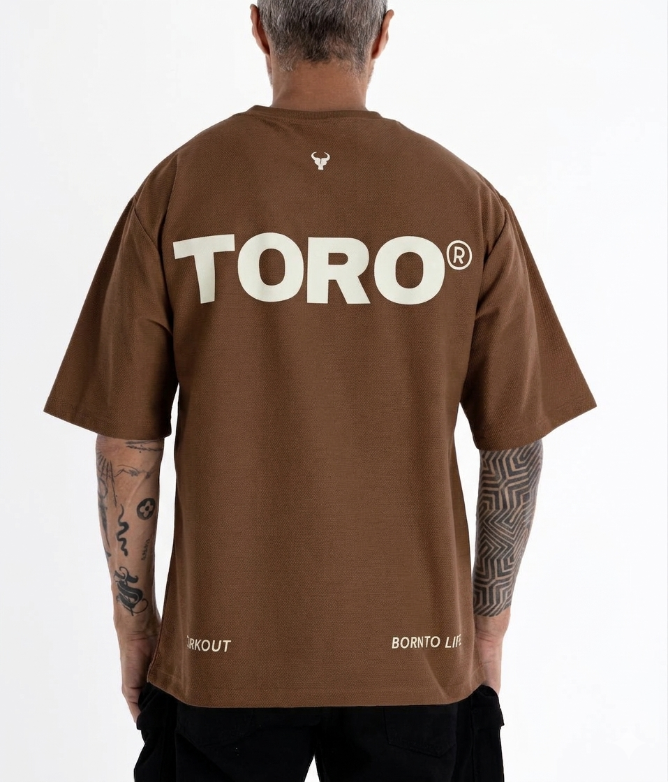 T-shirt Toro Clothing Over Born To Brown