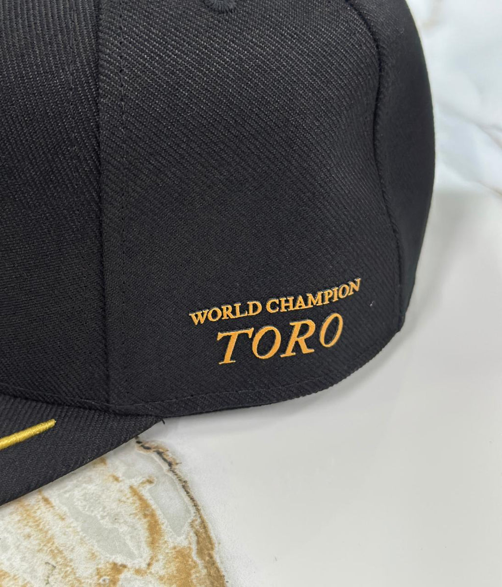 Boné Toro World Champion Gold Edition