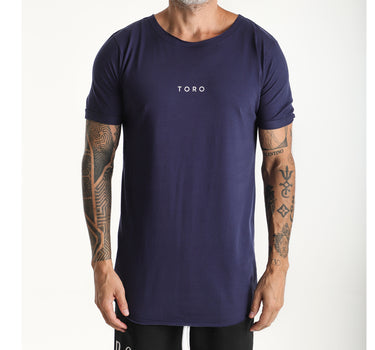 T-Shirt Toro Longline Azul Marinho